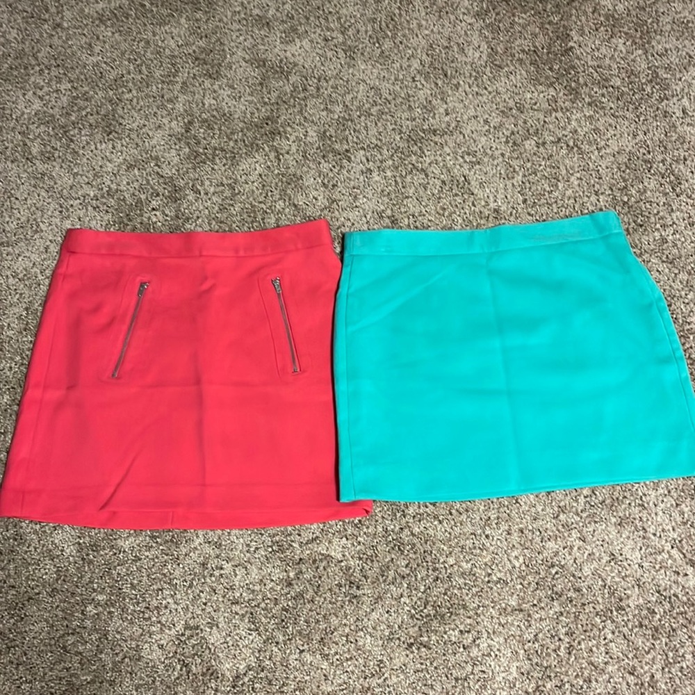 Bundle of Gap skirts